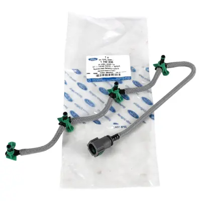 FORD AV6Q 9K022 CA Yakıt Geri Dönüş Hortumu AV6Q-9K022-CA