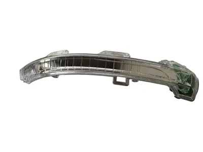 OEM 3G0949102 Ayna Sınyalı Sağ 3G0949102