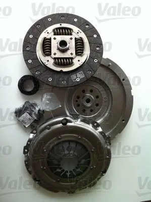 VALEO 835027 Debriyaj Seti Volanlı Passat (96>05) A4 (94>00) A6 (97>01) A8 (94>02) 2,5 Tdı 59105266A