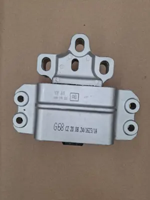 OEM 1K0199555AB Motor Takozu Sağ Vag Golf6 13-17  4247501 39781 1K0199555AB 177313 537811 33104037 ME1967 41990871001 TED46010 EM2169