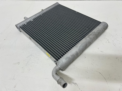 LAND ROVER 188925 Yardımcı Radyator 2.0-3.0-5.0 New Defender 2020 GM 188925