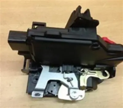 BARCHA 8E1837016AA Kapı Kılıdı Sag On Audı A4 A4q Rs4 05>08 Exeo 09>14 