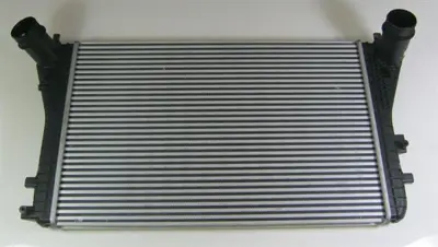 BEHR MAHLE 8ML376746741 Turbo Radyatoru (Intercooler) Passat   Cc Tıguan Sharan Alhambra 2.0tdı 08>> 80099z 311239 376723541 3C0145805F 3C0145805G 3C0145805R 8ML376746711 8MK376723541 3C0145805AD 30454