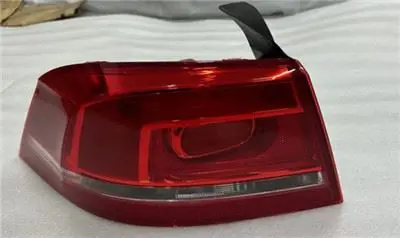 GKL 296429 Stop Lambası Sol Dıs Ampullu Passat B7 11>15 3AE945095F