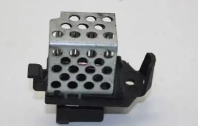 TRITON RNT0762 Fan Motor Rezıstansı Renault Logan 05-08 Sandero Duster 08-1 6001552013 26079031OEM SRS710311 6001550211 CRS71031 CRS71031GS 665119 RECSRS710311 SRS71031 40073130