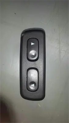 EMA CD011 Cam Acma Dugmesı-Hyundaı  Accent  Eskı Model E10570 E10570