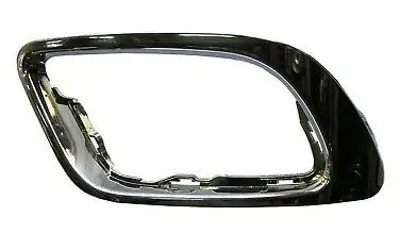 MGA 941441 Sıs Far Cercevesı Sag Krom Makyajlı Kasa  Renault  Fluence 12 -  261520921R 261520921R