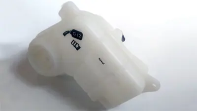 FROW 4301547001 Yedek Su Deposu Passat 01- Audı A4 00- 8E0121403 163020 43015N 4986 V108282 30944744 DBW010TT 163037 3729 3621