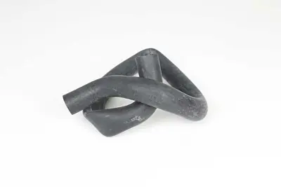 BSG 65-700-493 Radyatör Hortumu Üst 4420525 215010029R 93168223 WM6844 527102D011 527102D110 527102D115 527102D015 50706B 9232043