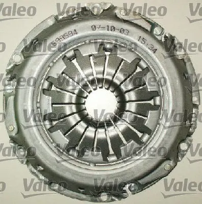 Valeo  826055 Debriyaj Seti Focus I 1.4 16v 1.6 16v 1.8 16v Benzinli 98=>04 Focus Ii Cmax 03=>05 Fiesta 02=>08  Fusion 02=>12 1.6 Zetec S 16v 03=>05 Rulmansiz 3M517540A3F 3M517540A1H 3M517540A1E 1355806 3M517540A1K 622322609 1343810 3M517540A2E 1432454 3M517540A1G
