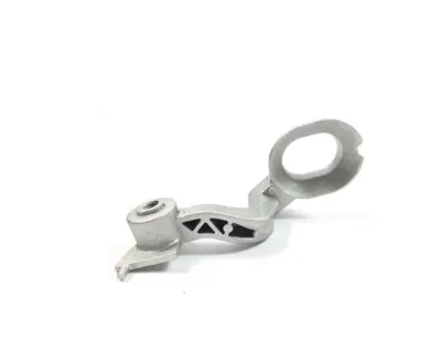 YTT D00166 Radyatör Bağlanti Braketi Üst Sağ Corsa C-Combo C 01=> BSG65922038 65922038 13118033 6310601