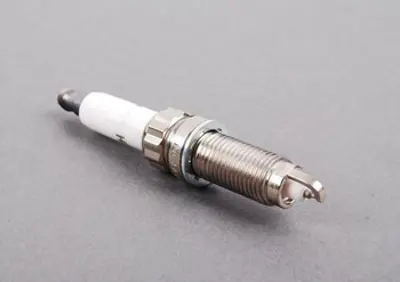 EYQUEM  RXN72HSDPFT Atesleme Bujisi Bmw N20 F07 F10 F11 F12 F13 E65 E66 F01 F02 F04 E70 E70 E72 F20 F21 F22 F23 F30 F36 12120037580 ZMR5TPP33 ZR5TPP33OES 12120037581 12120037582 ZR5TPP33S 242145515 ZR5TPP332 ZR5TPP33 12120037051