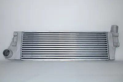 MOTORTEC  RNT0600 Turbo Radyatörü (Intercooler) Mgn Ii-Scenic 1.5 Dci- 1.9 Dci (583x187x50) RT4316 11019292 351319201853 700779 8200115540 52149301 30899 8ML376719031 QIC124 351319201850