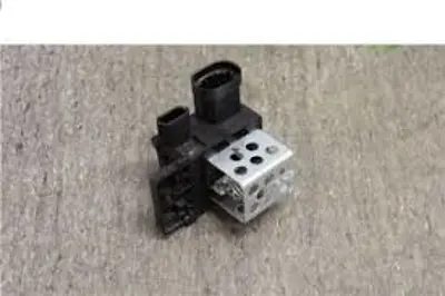 MOTORTEC  RNT0719 Fan Motor Rezistansi Rolesi Renault Clio Iv 12> Captur 13> Duster 10> Dokker 12>   0.9 Tce 1.2 Tce 1.5dci 255502585R K109147 255503792R 109147 255509263R GA15256 40073260 26079062 CRS71062 SRS71062