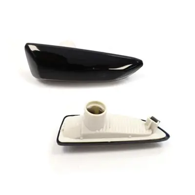 YTT  21574 Çamurluk Sinyali Sağ Astra J Astra K Insignia B Grandland X Crossland X Zafira C 13491089 50313242 5510221 3749916 OP4164141 13273104 3749918 5510223 YQ00011480 1713005