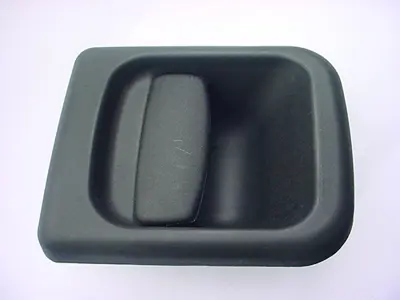 MITA 10R32004VC12UA Kapi Kolu Diş Ön Sağ Master-Movano 98=> 7700352489 125450 207356 AL80529 4500489 78277 80529 FT94548 EZCRE125 350105013200