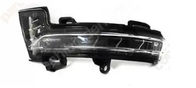 WAGENBURG OCT13-8201 Dıs Ayna Sınyalı Sağ Octavıa 13> OCT138201