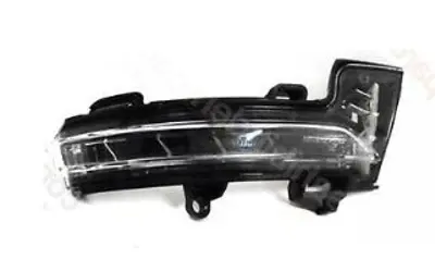 WAGENBURG OCT13-8200 Dıs Ayna Sınyalı Sol Octavıa 13> OCT138200