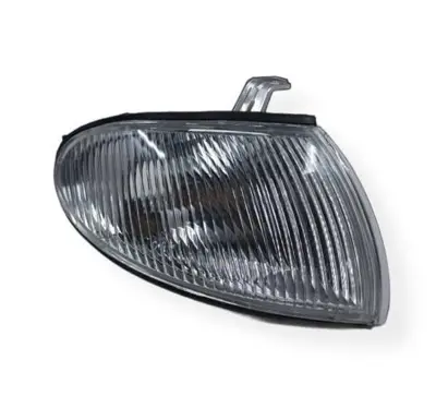 WAGENBURG 92302-22300 Sinyal Lambasi On Sag Hyundai Accent 98>00 9230222300 31540394 40321626 6831072 8222908 185585012 3921202 14392162 50955212 1902576