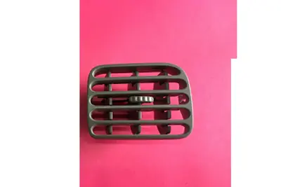 İthal 71157 Orta Havalandirma Izgarasi Sol Gri ( Renault: Clio 7791057730