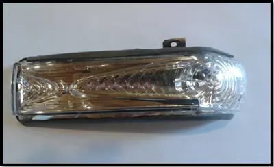 İthal T4001 Diş Dikiz Ayna Sinyali Sol Doblo Iii 71765449 6201929 1428578 95511536 FT9107416 540307046105P 20431055 1638915 388FTL362 1656861