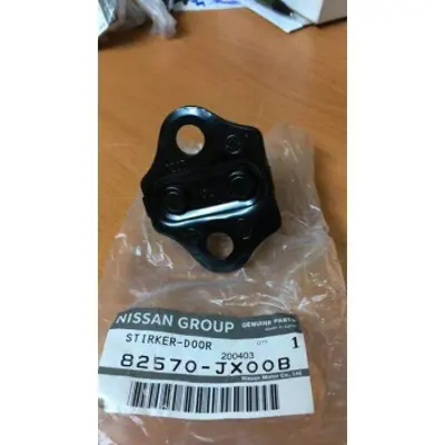 MY 82570JX00B Yan Kapi Ön Kilit Karşiliği Dokker 82570JX00B