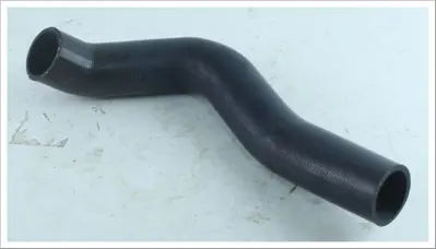 OSSCA 56880 Radyator Alt Hortumu Bmw E36 M50 M52 Sağ 11531730928 3191153189 1087301 94124 52404 P226008 DWB029TT R19111 WG1794927 35170