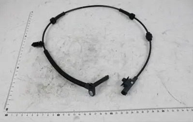 OSSCA 63174 Abs Sensoru On Sag Sol Jeep Cherokee (Kl) 2.0 Crd 901100 68141887AB 68141887AD 68141887AC K068141887AC 841641A2 82901100 68141887AA K068141887AB 491140094