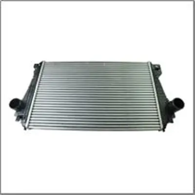OSSCA 77429 Turbo Radyatoru Intercooler Amarok 10> 2.0tsi Cfpa 2H0145804 VW4368 2H0145804D 309038 8ML376701241 107505 VN4368 58004368 VP9VAH9L440AA CI27000P