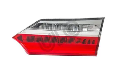 İthal 8158002A20 Stop Lambası Ic Sağ Corolla 17> 8158002A20