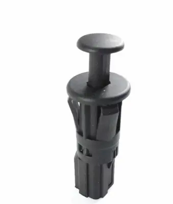 RENAULT 7700429418 Bagaj Lamba Butonu 7700429418 3500201 5140214 461630011 BS4704 35201