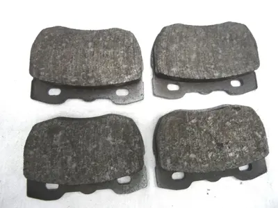 WONGA 271082 Fren Balatasi Ön Fişli Defender 90>discovery I 89>98 Discovery Ii 98>04 Range I 81>94 STC8572 P99001 FDB747 MLB115 RTC5756 GDB394 LP481 MDB2151 2145901 5P742