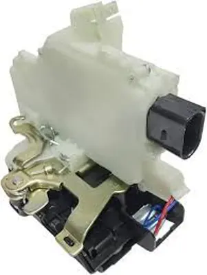 İthal AC-075 Kapi Kilidi Vw Passat 03-05 Golf 98-01 On Sag 660243 3B1837016BH 3B1837016CF 3100349 13273 YSLK0005P 88371343801 V10850012 461860321 210041410