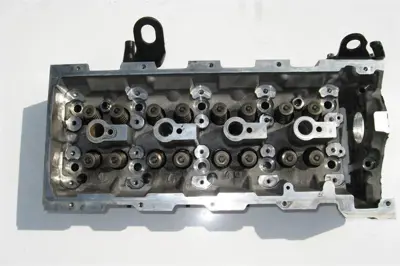 BITAPART BME232002 Silindir Kapak Sprinter Mercedes 315 515 Cdi A6110105020